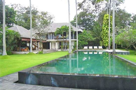 Pool and Villa